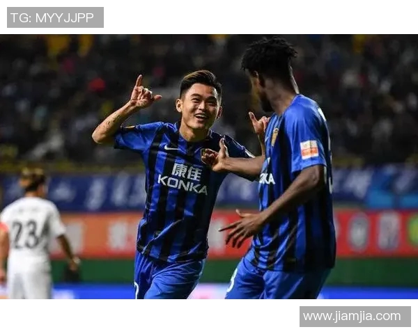 法国足球明星享利的辉煌历程与对足球的深远影响解析 法国足球明星享利的辉煌历程与对足球的深远影响解析