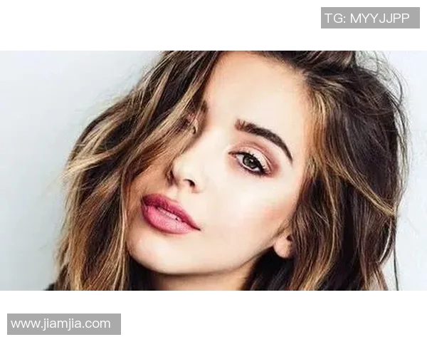 理发足球明星发型女图片推荐打造时尚运动风格的完美造型